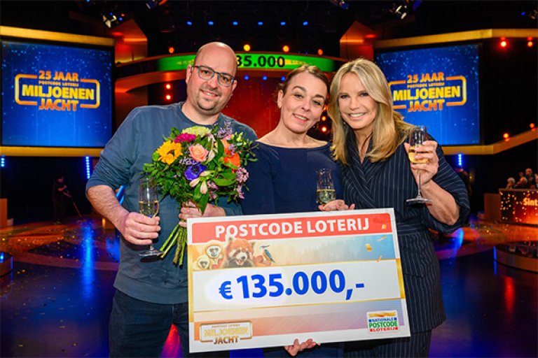 Elvie_Sint_geertruid_Show_4_135.000_Postcode_Loterij_Miljoenenjacht_600x400 (1).jpg